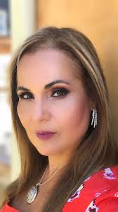 Notes From Her 5: Leyla Hoyle Guerrero—The Bilingual Voice of Worship - El  Nuevo Sol