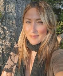 Emotional Wellness Therapy and Embodiment Coaching