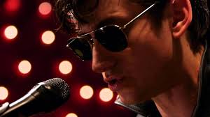 Alex Turner It S Hard To Get Around The Wind Chord Arctic Monkeys Love Is A Laserquest Live On Kexp Chords Chordify