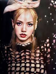 BLACKPINK's Lisa goes Viral for her amazing vocals in "The Happiest  Girl"!👏👩‍🎤💥🌎🌟👑💛 BLACKPINK's #LISA has gone Viral for her amazing  Vocals in "The Happiest Girl"! Lisa debuted as a BLACKPINK member in