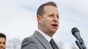 Joe Budd's Instagram, Twitter & Facebook