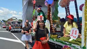 Go for this theme to emphasize a strong message of hope, blessedness and godly grace. Call For Christmas Parade Floats Stuff Co Nz