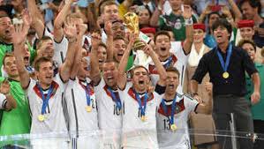 Prämien für die deutsche fußball nationalmannschaft: Dfb Alle Titel Der Deutschen Nationalmannschaft Bei Wm Und Em Fussball