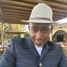 Mucemanio wa Machani kuharagana mwena wa Chinga Factory Othaya, Thutha wa  Mca Kiruga kunengerwo Microphone. Maugute matirenda kuona múndú wothe  wahurire Gachagua...