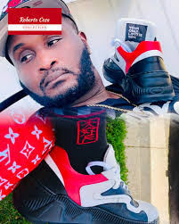 ROBERTO COSA by Robert Simms