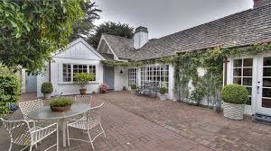 Pin By Marie Jose Huvelle Boulanger On Terrasse In 2020 Cottage Exterior Cottage Style Cottage Style Homes
