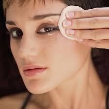 diy olive oil eye makeup remover