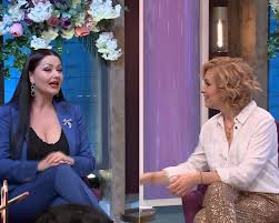 Gabriela cristea revine la kanal d, unde va fi gazda emisiunii te vreau lângă mine. Mireasa 2021 Sezon 3 Gabriela Cristea ApariÈ›ie IncantÄƒtoare In Platoul Mireasa Vestea Pe Care ToÈ›i Fanii O AÈ™teptau Antena 1