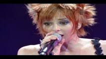 Mylène Farmer (live) — “Les Mots” (En duo avec Abraham Laboriel Junior) ↔  (De Mylène Farmer : Avant que l'ombre... À BERCY