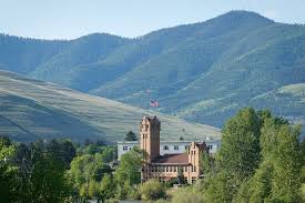 The Iconic Silhouette Of The Missoula Train Depot Architect J A Lindstrand 1910 Your Civicbuildingoftheday Landscape National Parks City Museum