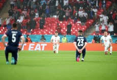Hungary players and fans celebrate first win by 80+ years in top division. D16gyqq I5b Vm