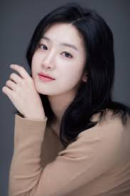Park Joo Hyun (who played Bae Gyuri in Netflix's "Extracurricular")  reportedly set to join "Last Empress" and "Rugal" actor Choi Jin Hyuk and  "At Eighteen" actor Shin Seung Ho in the upcoming