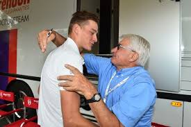 6 victoires en 20 jours de course : Raymond Poulidor Evoque Son Petit Fils Mathieu Van Der Poel Apres Sa Victoire A L Amstel Gold Race Il Est Terrible Extraordinaire Limoges 87000