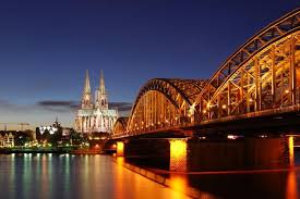 Bekannt ist die stadt vor allem für ihren dom, ihre zweitausendjährige geschichte und den karneval in der 5. Cologne Travel Germany Europe Lonely Planet