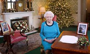 Gold state coach inside the royal mews at buckingham palace. Inside Buckingham Palace At Christmas Hello Canada