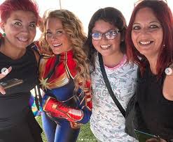 Para quienes no saben, la entrega de cajas de alimentos fue un fraude completo Cathy Barriga Asiste A Evento Con Cosplay De Capitana Marvel Le Respondio A Quienes La Criticaron Tv Y Espectaculo Biobiochile