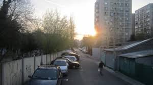 (2) preşedintele republicii moldova, la propunerea guvernului, acreditează şi. Mortii Dintre Vii Cimitire Care Inghit Cartiere Oameni Nepasatori Si O Lege Greu De Aplicat Reportaj Ziare Com Mobile