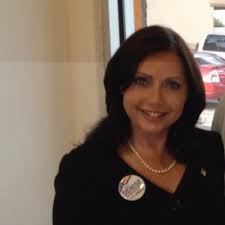 Denise Saenz (@deniserae07)