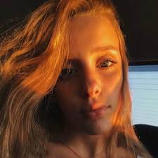 Sydney Hammock's Instagram, Twitter & Facebook