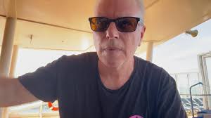 Paul (aka “Hodiguy”) had many mad skills. But this might’ve been his  greatest move ever!!! #pickupartist