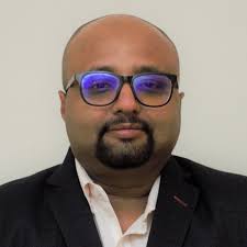 How does JPRED4 predict secondary structure using multiple sequence  alignment ?