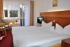 Featured amenities include complimentary newspapers in the lobby, luggage storage, and atm/banking services. Hotel Haus Am Hochwald Hotels Langeliethstr 14c Goslar Niedersachsen Germany Phone Number