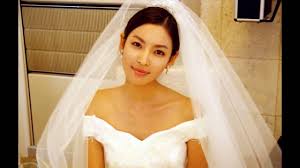 She is best known for starring on tv series including all about eve, iris, prosecutor princess, and. Kim So Yeon Wedding Dresses Collection Youtube
