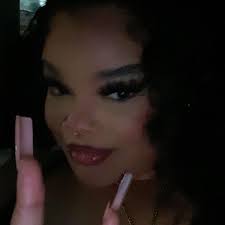 Kendra Watts (@kensvelvetsycrt) • Facebook