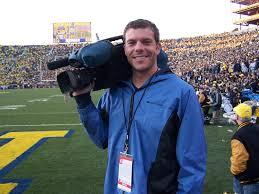That's because the internet has broken the business' previous paradigm. Being A Sports Reporter That News Directors Want Workinsports Com