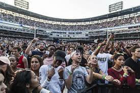 Cellular field on saturday, for chance the rapper's magnificent coloring day! Photos From Chance The Rapper S Magnificent Coloring Day