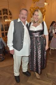 Maybe you would like to learn more about one of these? Promi Hochzeiten 2018 Diese Stars Haben Geheiratet Heiraten Hochzeit Star Wars