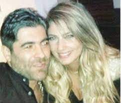قصة سمية الخشاب وأحمد سعد، ليست الأولى فتبعهما بشهور الفنان اللبناني وائل كفوري، وزوجته أنجيلا بشارة، والتي اتهمت زوجها. Ø¨ÙŠÙ† Ù‡ÙˆÙŠØ© Ø²ÙˆØ¬ØªÙ‡ ÙˆØ­Ù‚ÙŠÙ‚Ø© Ø·Ù„Ø§Ù‚Ù‡ Ø£Ø³Ø±Ø§Ø± ÙˆØ§Ø¦Ù„ ÙƒÙÙˆØ±ÙŠ Øª ÙƒØ´Ù Ù„Ø£ÙˆÙ„ Ù…Ø±Ø©