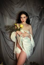 ScarletShadow - Free nude pics, galleries & more at Babepedia