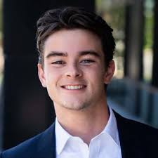 Back in May, I graduated from Ohio University and now I am happy to  announce that in less than one weeks time I will be starting my new job as  an Account