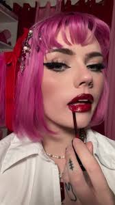 Draw Smudged Lipstick