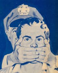 This Loop Pendulette clock was inspired by a high-quality piece of  chrysoprase—a cryptocrystalline quartz gemstone with a stunning green apple  color. In his preparatory drawing André Chervin sketched the loop-the-loop  shape and