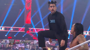 Yo soy coco, ustedes bakin' booker t tirándome. Bad Bunny Honra Su Booker T Volando Desde Las Cuerdas En La Wwe