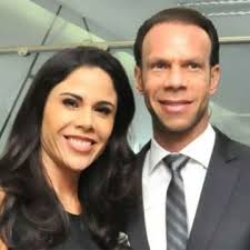 Paola rojas estuvo en un evento y dijo que estaba libre. Asi Es La Relacion De Zague Y Paola Rojas Soy Futbol