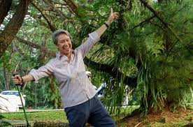 Sự thật sau chiếc ví 11 usd của phu nhân thủ tướng singapore. Ho Ching S Refreshingly Chill Approach To Social Media Culminates In Sharing Of Pornhub Meme Coconuts Singapore