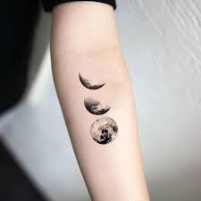 Каково значение такой татуировки у славян и кельтов? Tattoo Znachenie Tatu Luna Ee Fazy I Obereg Lunnica