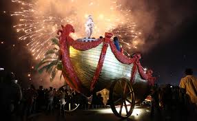 Descubre las ofertas de la casa di rosalia, entre las que se incluyen tarifas completamente reembolsables con cancelación gratuita. Folklore In Sicily Feast Of Santa Rosalia In Palermo 10 15 July 2019