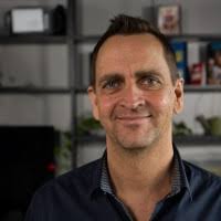 400+ perfiles de «Beeh»