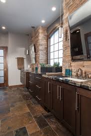 Over the last seven decades, we have transformed our family business from its modest start into the largest kitchen & bath design center in the area. Bouhasin Master Bath Klassisch Modern Badezimmer St Louis Von Rsi Kitchen Bath Houzz