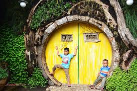 Rumah hobbit paraland resort / liburan hit ke rumah hobbit semut ireng transport : Rumah Hobbit Armita Fibriyanti