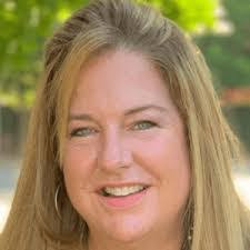 Melissa Dempsey's Instagram, Twitter & Facebook