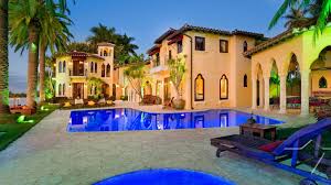 Vielleicht bist du schon ein schritt weiter und überlegst dir konkret, ob du nun ein haus in florida mietest. Villa Yasmina Villa Mieten In Florida Miami Villanovo