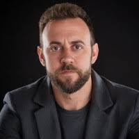 30+ perfis com “William Santos”