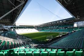 Coup de canon de loïc perrin a l'angle de la surface de réparation qui laisse penneteau impuissant! Coronavirus Le Derby Ol Asse Va Etre Impacte Par Le Couvre Feu