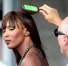Beautiful supermodel naomi campbell has graced the covers of the worlds top fashion magazine for decades. Story Of Naomi Campbell S Hair Loss Traction Alopecia In Black Women