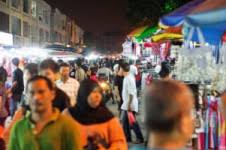 Ragam sambal yang nikmat yang disajikan di restoran chow kit. Pasar Malam Each Day Of The Week
